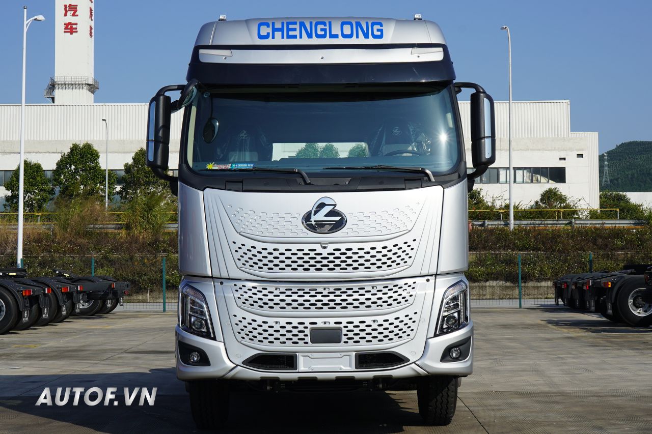 Đầu kéo Chenglong 470Hp cabin H7 Pro - Cầu Dầu